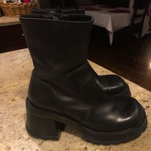 90’s vintage Steve Madden boots